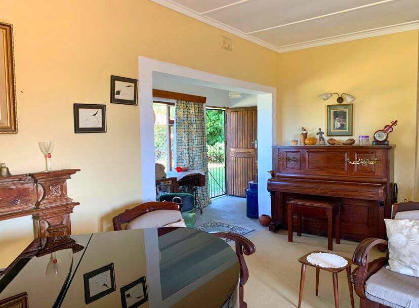 6 Bedroom Property for Sale in Hibberdene KwaZulu-Natal