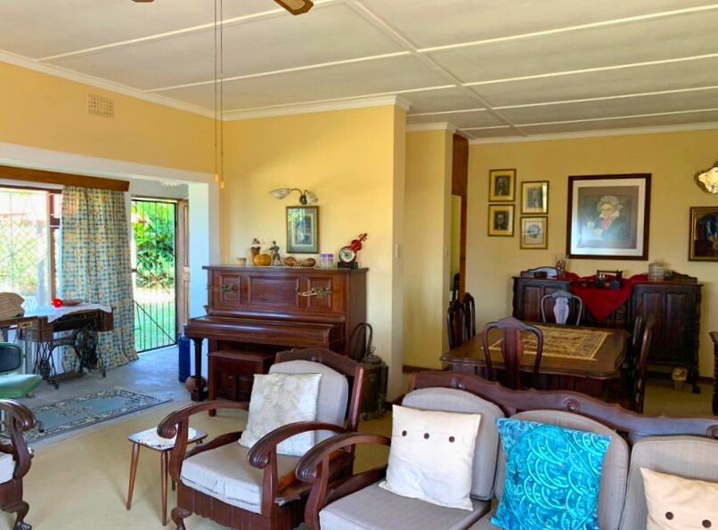 6 Bedroom Property for Sale in Hibberdene KwaZulu-Natal