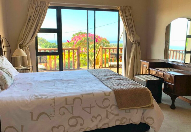 6 Bedroom Property for Sale in Hibberdene KwaZulu-Natal