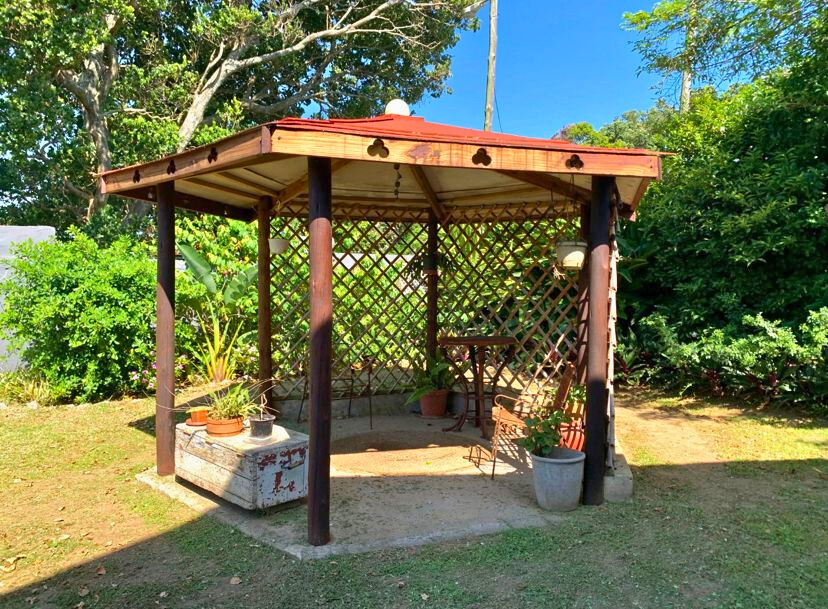 6 Bedroom Property for Sale in Hibberdene KwaZulu-Natal