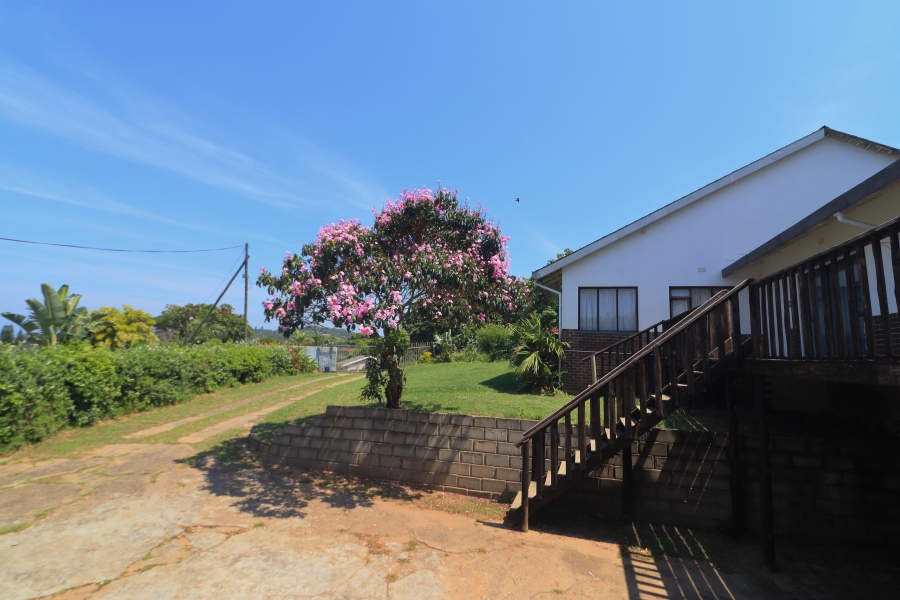 6 Bedroom Property for Sale in Hibberdene KwaZulu-Natal