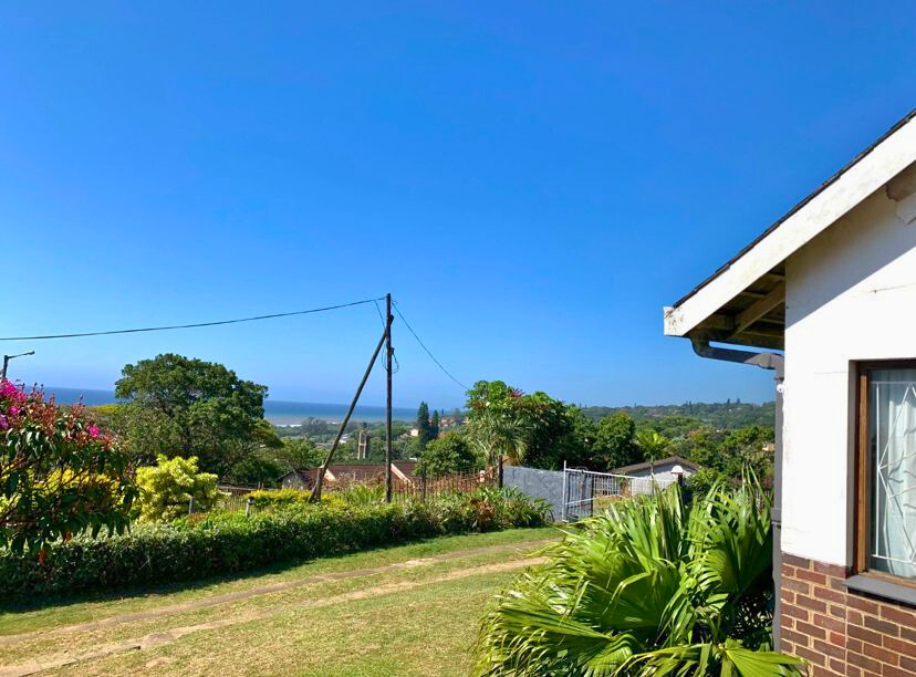 6 Bedroom Property for Sale in Hibberdene KwaZulu-Natal