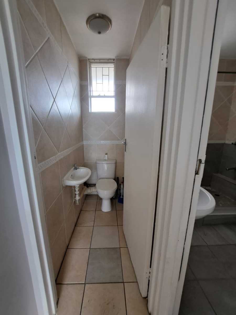 To Let 2 Bedroom Property for Rent in Carrington Heights KwaZulu-Natal