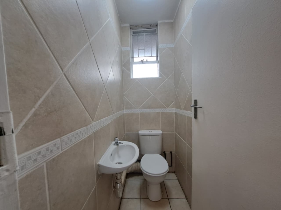 2 Bedroom Property for Sale in Carrington Heights KwaZulu-Natal