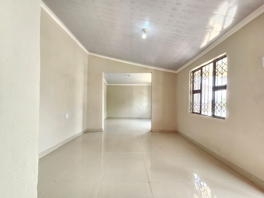 3 Bedroom Property for Sale in Folweni KwaZulu-Natal