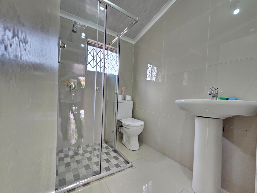 3 Bedroom Property for Sale in Folweni KwaZulu-Natal