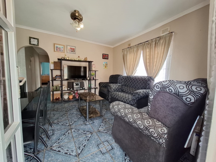 5 Bedroom Property for Sale in Klaarwater KwaZulu-Natal