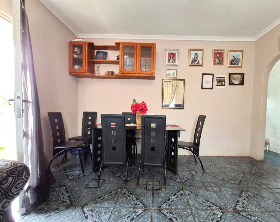 5 Bedroom Property for Sale in Klaarwater KwaZulu-Natal