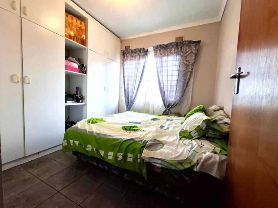 5 Bedroom Property for Sale in Klaarwater KwaZulu-Natal