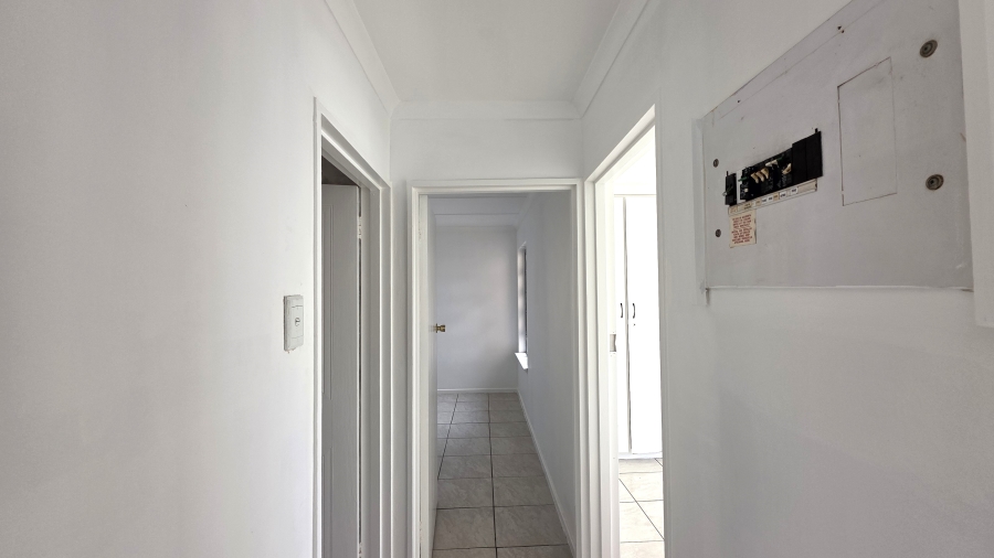 To Let 2 Bedroom Property for Rent in Sherwood KwaZulu-Natal