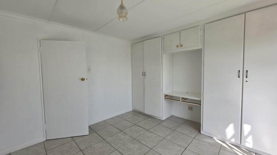 To Let 2 Bedroom Property for Rent in Sherwood KwaZulu-Natal