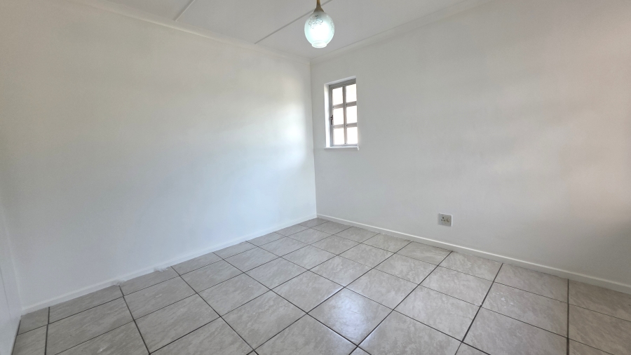 To Let 2 Bedroom Property for Rent in Sherwood KwaZulu-Natal