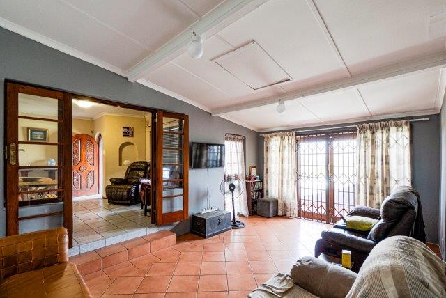 To Let 3 Bedroom Property for Rent in Bluff KwaZulu-Natal