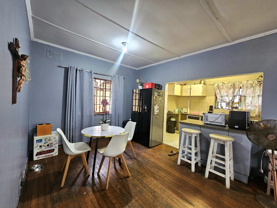 To Let 3 Bedroom Property for Rent in Brighton Beach KwaZulu-Natal