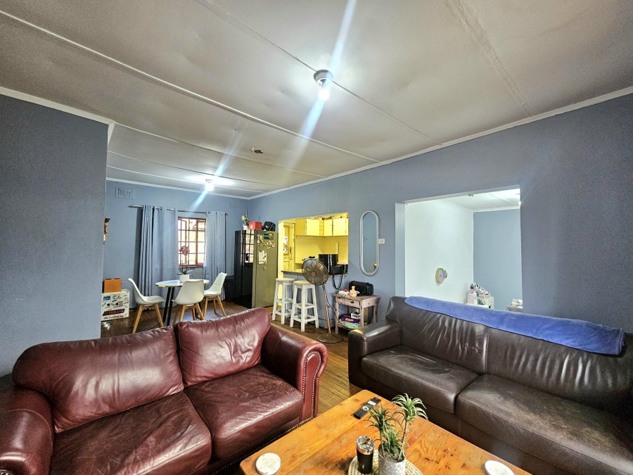 To Let 3 Bedroom Property for Rent in Brighton Beach KwaZulu-Natal