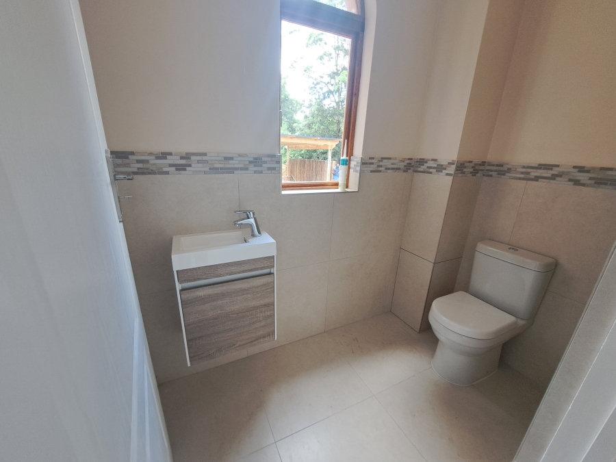 2 Bedroom Property for Sale in Hillcrest Central KwaZulu-Natal