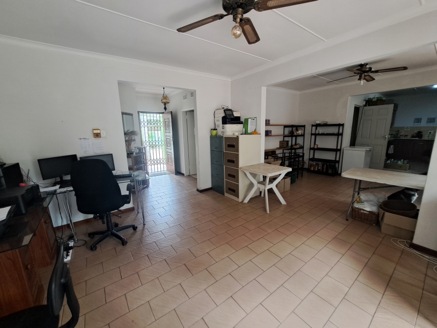 To Let 2 Bedroom Property for Rent in Caversham Glen KwaZulu-Natal