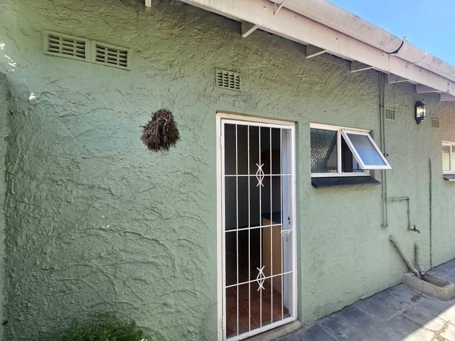 To Let 1 Bedroom Property for Rent in Yellowwood Park KwaZulu-Natal