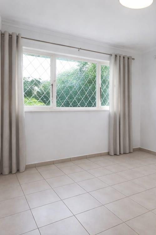 To Let 7 Bedroom Property for Rent in Sarnia KwaZulu-Natal