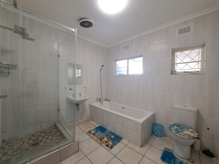 To Let 3 Bedroom Property for Rent in Sarnia KwaZulu-Natal