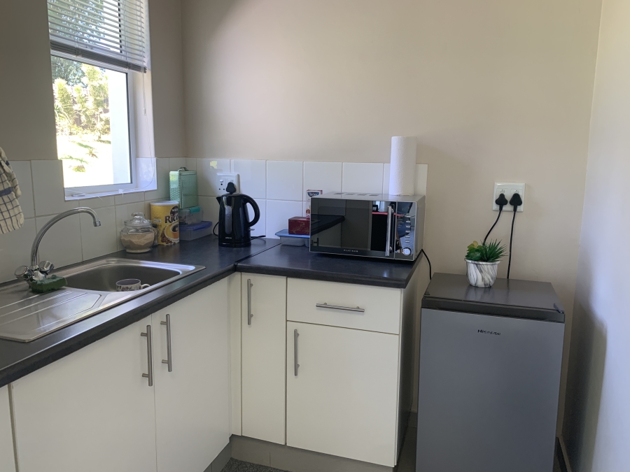 To Let commercial Property for Rent in Mount Edgecombe KwaZulu-Natal