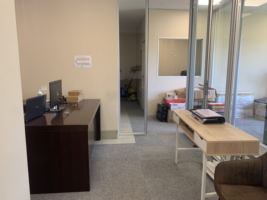 To Let commercial Property for Rent in Mount Edgecombe KwaZulu-Natal