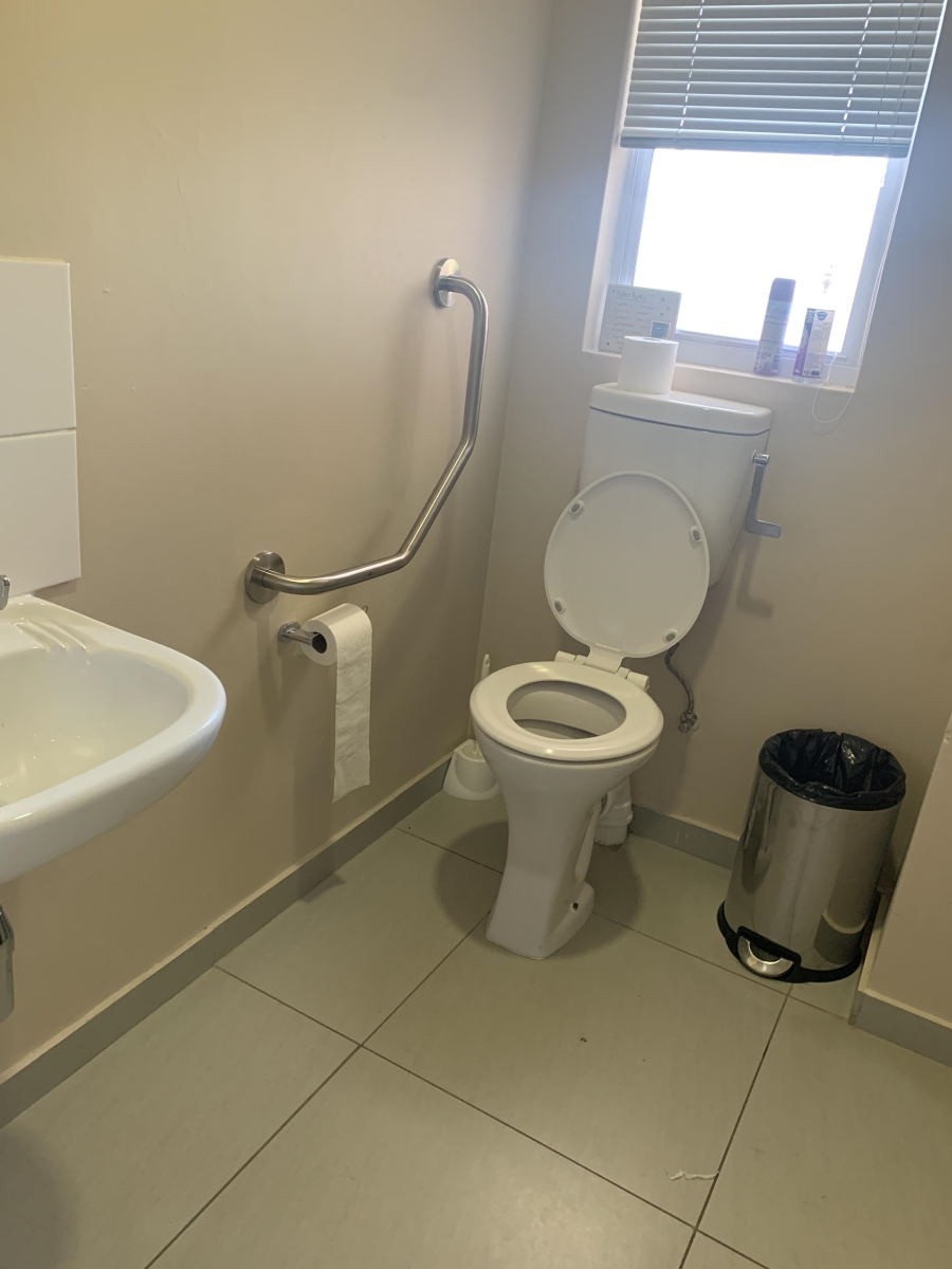 To Let commercial Property for Rent in Mount Edgecombe KwaZulu-Natal