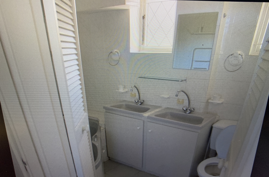 2 Bedroom Property for Sale in Morningside KwaZulu-Natal