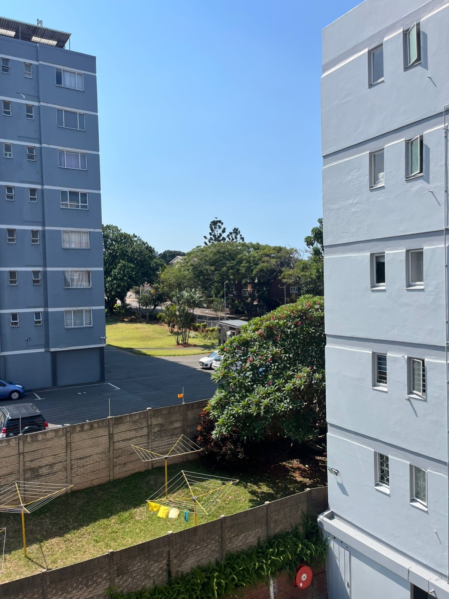 2 Bedroom Property for Sale in Glenwood KwaZulu-Natal