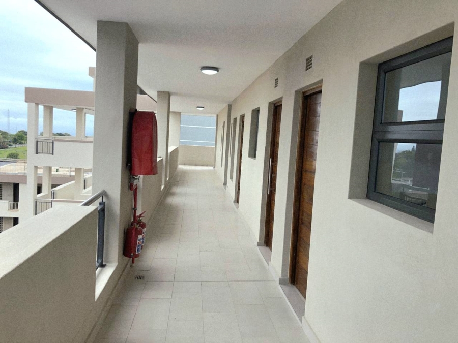 To Let 1 Bedroom Property for Rent in Umhlanga Ridge KwaZulu-Natal