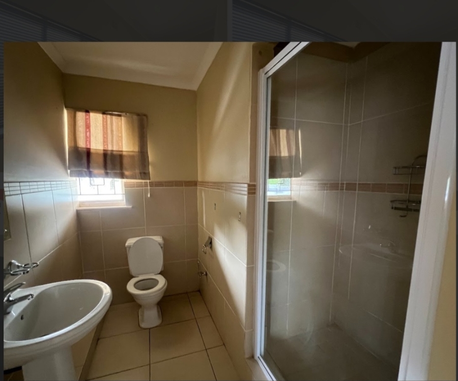 7 Bedroom Property for Sale in Herrwood Park KwaZulu-Natal