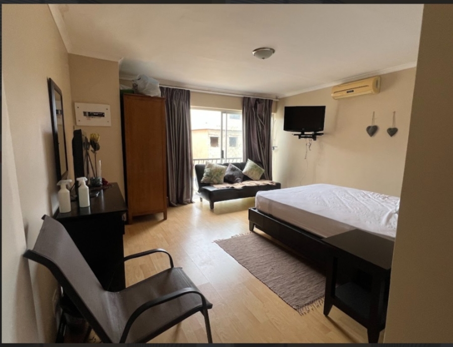 7 Bedroom Property for Sale in Herrwood Park KwaZulu-Natal