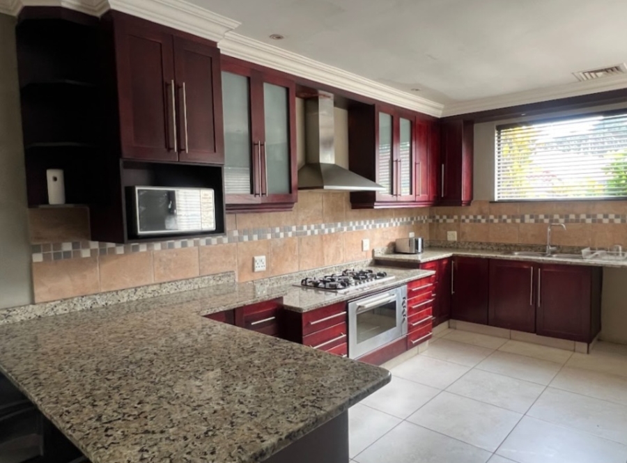 7 Bedroom Property for Sale in Herrwood Park KwaZulu-Natal