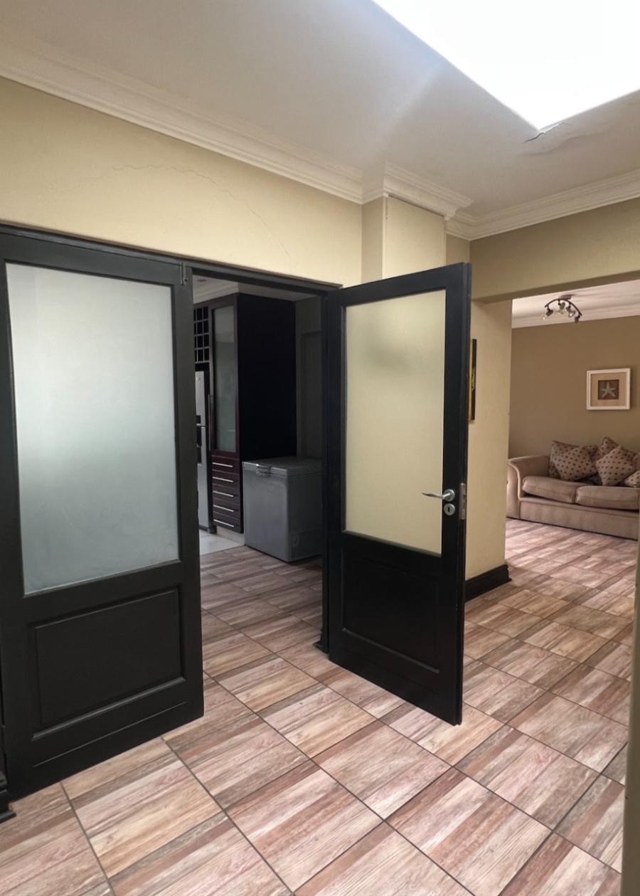 7 Bedroom Property for Sale in Herrwood Park KwaZulu-Natal