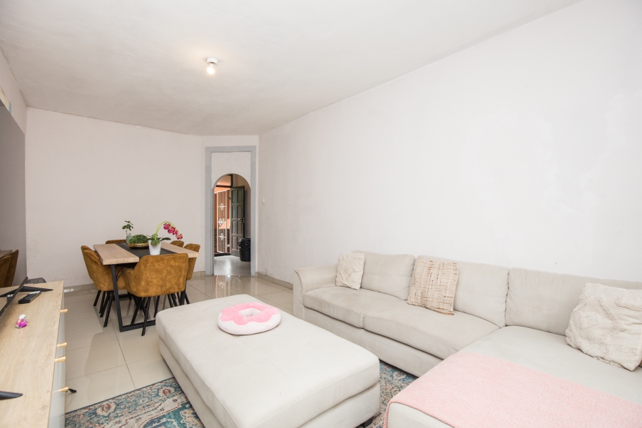 1 Bedroom Property for Sale in Umbilo KwaZulu-Natal