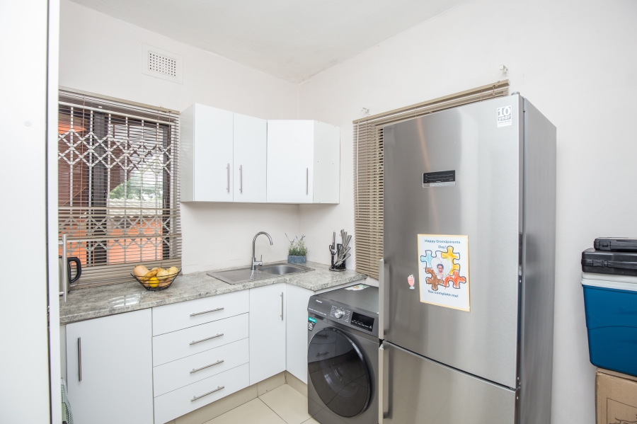 1 Bedroom Property for Sale in Umbilo KwaZulu-Natal