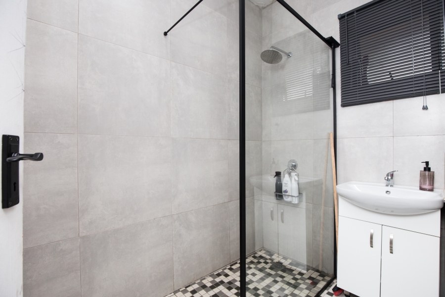 1 Bedroom Property for Sale in Umbilo KwaZulu-Natal