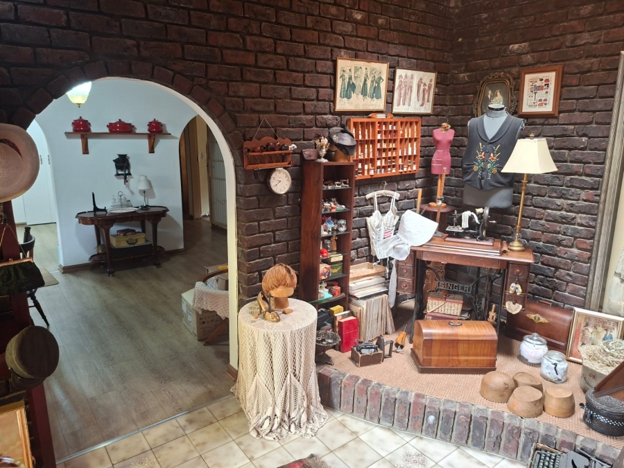 3 Bedroom Property for Sale in Aviary Hill KwaZulu-Natal