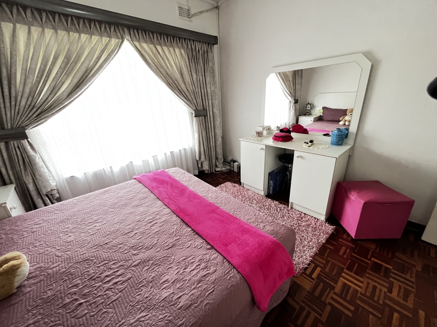 3 Bedroom Property for Sale in Scottsville KwaZulu-Natal