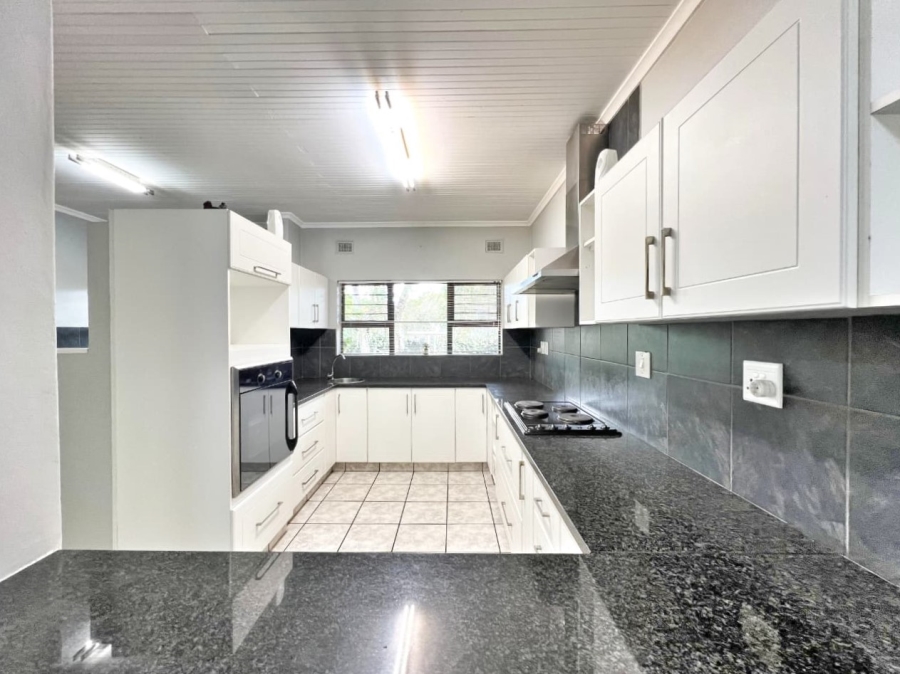 4 Bedroom Property for Sale in Meer En See KwaZulu-Natal