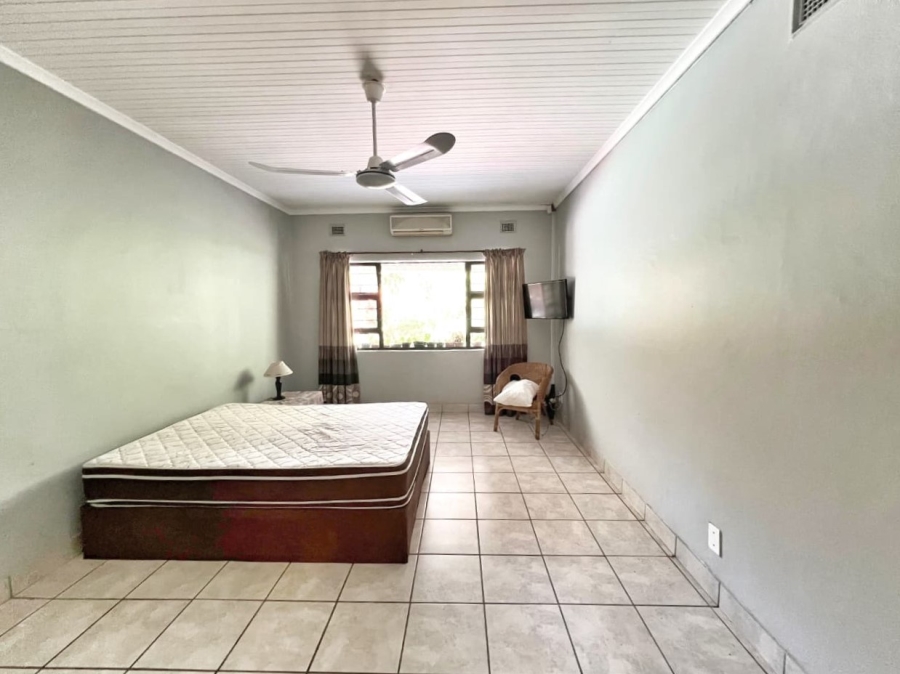 4 Bedroom Property for Sale in Meer En See KwaZulu-Natal