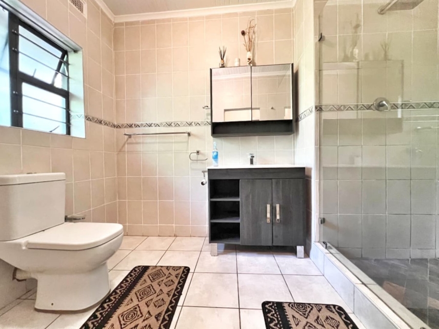 4 Bedroom Property for Sale in Meer En See KwaZulu-Natal