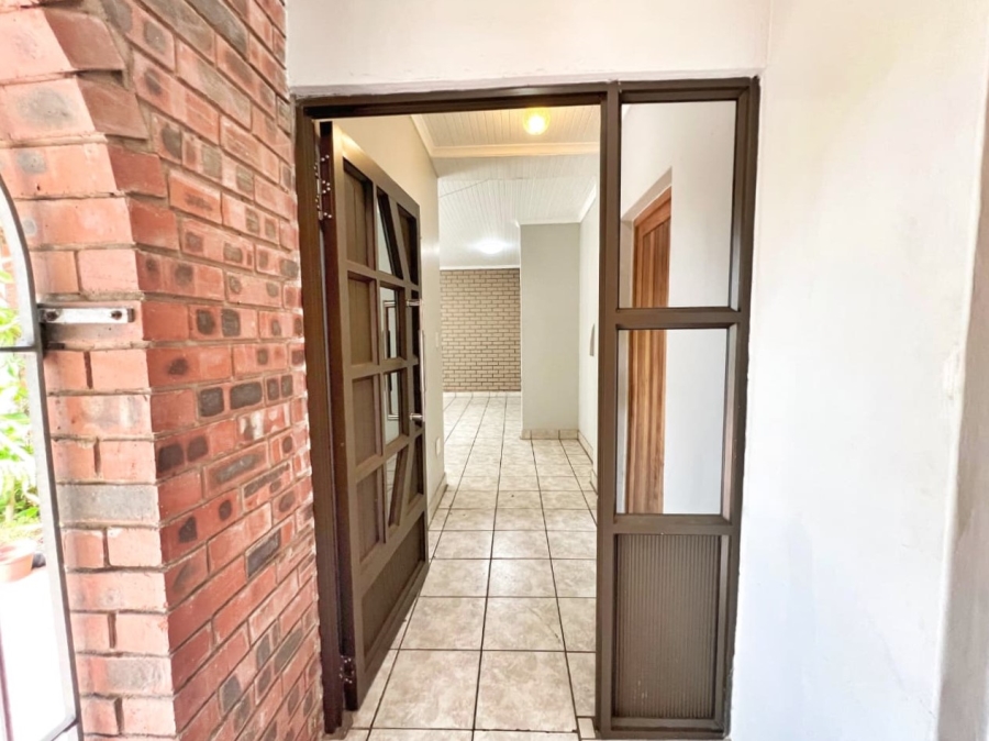 4 Bedroom Property for Sale in Meer En See KwaZulu-Natal