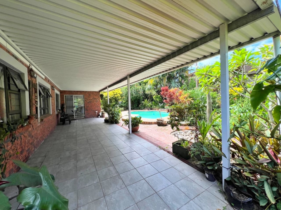 4 Bedroom Property for Sale in Meer En See KwaZulu-Natal