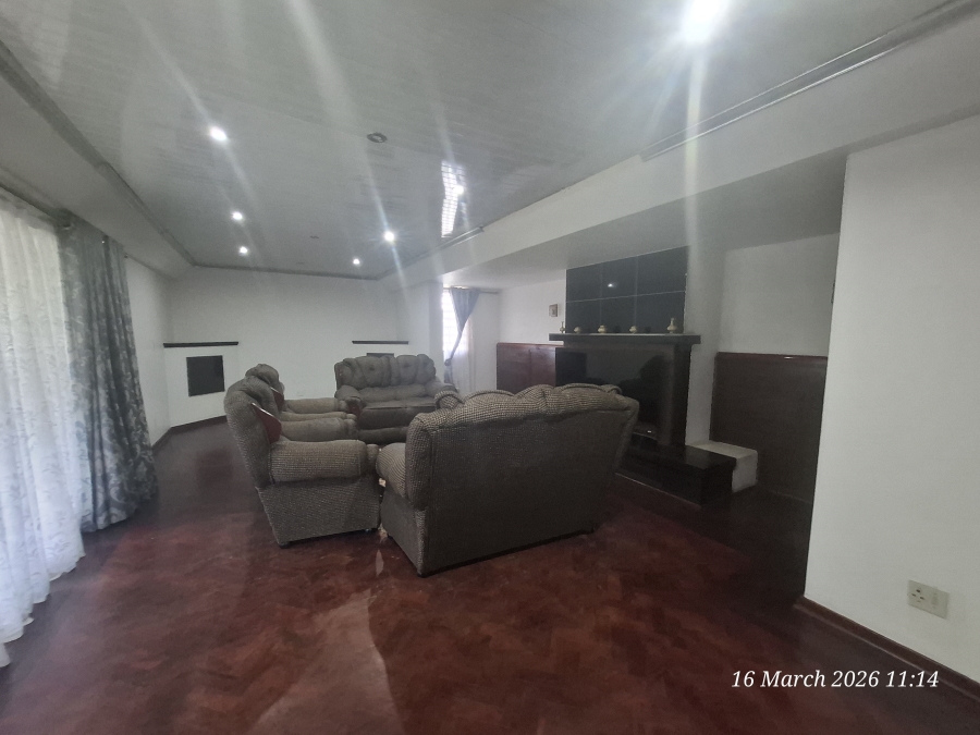 3 Bedroom Property for Sale in Newcastle KwaZulu-Natal