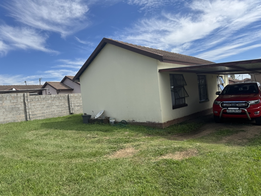 3 Bedroom Property for Sale in Mpophomeni KwaZulu-Natal