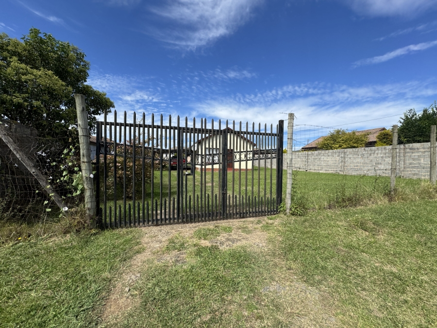 3 Bedroom Property for Sale in Mpophomeni KwaZulu-Natal