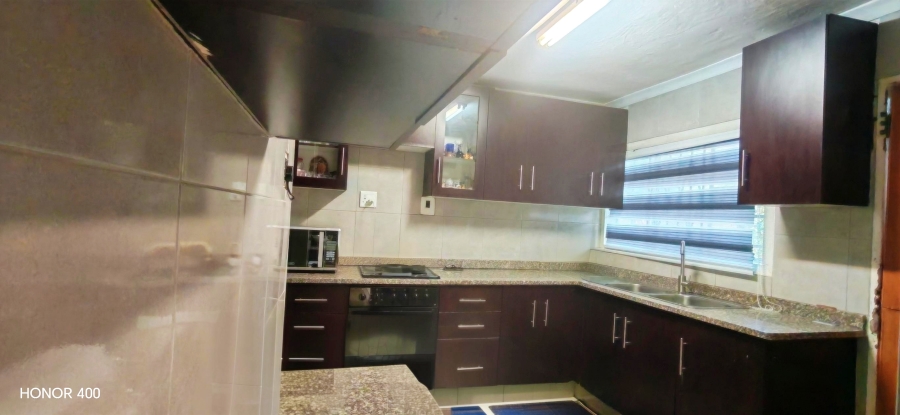 2 Bedroom Property for Sale in Lenham KwaZulu-Natal