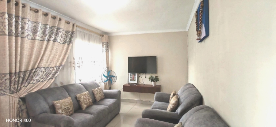 2 Bedroom Property for Sale in Lenham KwaZulu-Natal