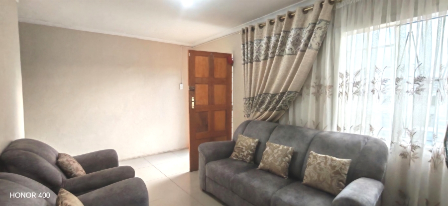 2 Bedroom Property for Sale in Lenham KwaZulu-Natal